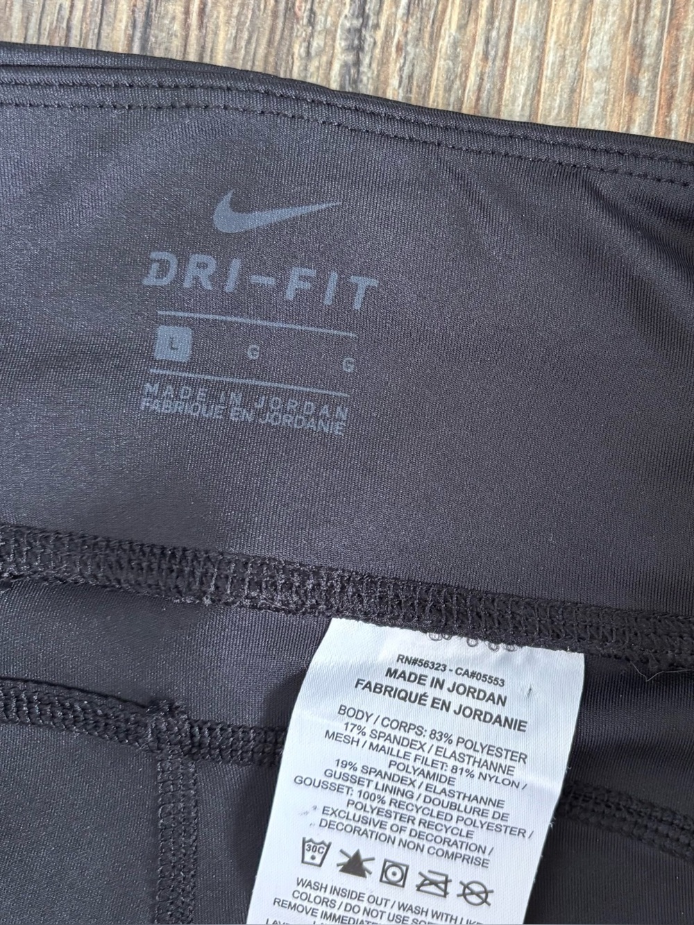 Nike Dri-Fit Cropped Leggings Capris Womens L Black Mesh Calve Panel Running - Picture 4 of 9